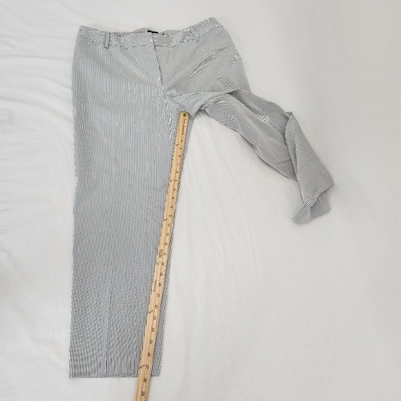 TALBOTS Hampshire Ankle Pants Navy/White Stripes Printed Size 16W New No Tags! - Picture 15 of 16